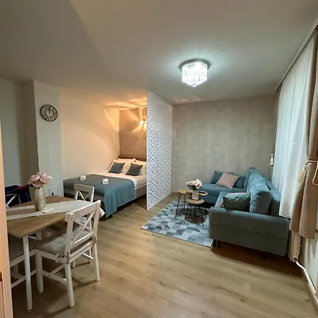 Story Apartment Pale