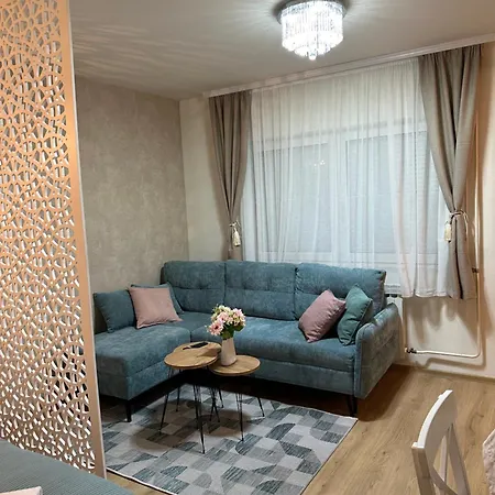 Story Apartment *